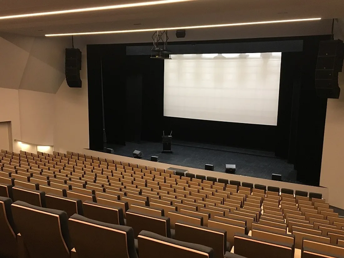 La direction de la salle de spectacle l’Écrin, à Talant, s'est doté d'une billetterie en ligne